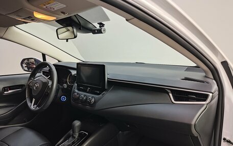 Toyota Corolla, 2022 год, 2 250 000 рублей, 19 фотография