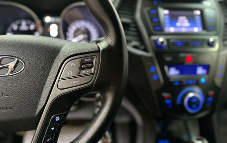 Hyundai Santa Fe III рестайлинг, 2016 год, 2 590 000 рублей, 19 фотография