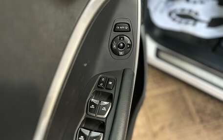 Hyundai Santa Fe III рестайлинг, 2016 год, 2 590 000 рублей, 16 фотография