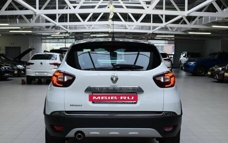 Renault Kaptur I рестайлинг, 2016 год, 1 110 000 рублей, 6 фотография