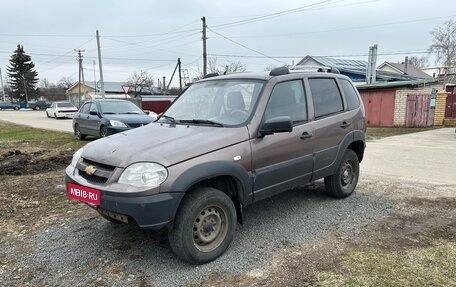 Chevrolet Niva I рестайлинг, 2018 год, 400 000 рублей, 1 фотография