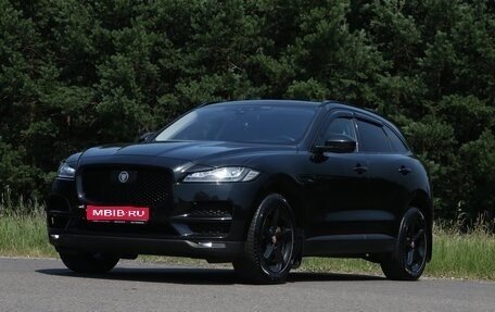 Jaguar F-Pace, 2016 год, 3 099 000 рублей, 1 фотография