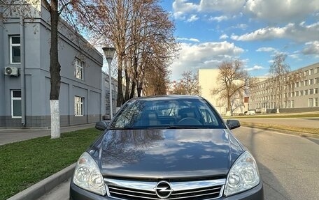 Opel Astra H, 2007 год, 390 000 рублей, 1 фотография