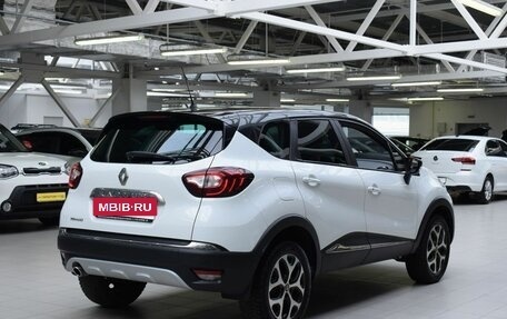 Renault Kaptur I рестайлинг, 2016 год, 1 110 000 рублей, 7 фотография