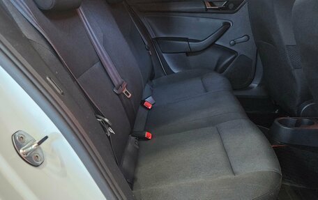 Skoda Rapid I, 2018 год, 899 000 рублей, 12 фотография