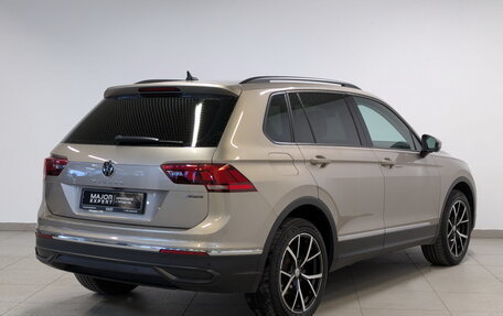 Volkswagen Tiguan II, 2021 год, 3 500 000 рублей, 5 фотография