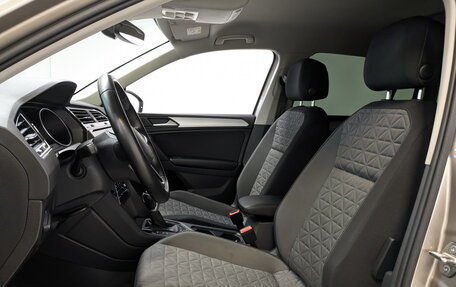 Volkswagen Tiguan II, 2021 год, 3 500 000 рублей, 20 фотография