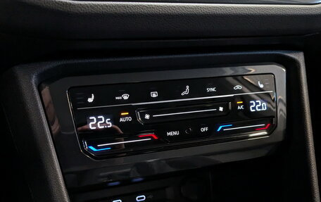 Volkswagen Tiguan II, 2021 год, 3 500 000 рублей, 27 фотография