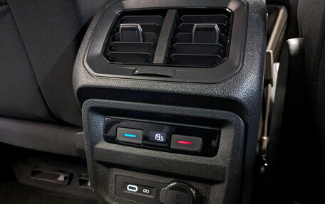 Volkswagen Tiguan II, 2021 год, 3 500 000 рублей, 30 фотография