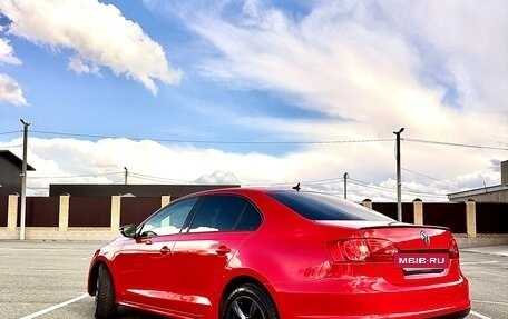 Volkswagen Jetta VI, 2011 год, 810 000 рублей, 4 фотография