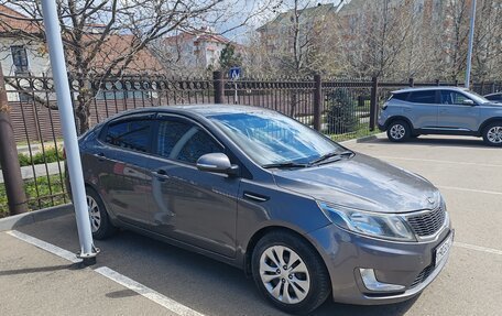 KIA Rio III рестайлинг, 2014 год, 1 000 000 рублей, 3 фотография