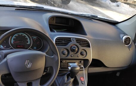 Renault Kangoo II рестайлинг, 2018 год, 1 800 000 рублей, 6 фотография