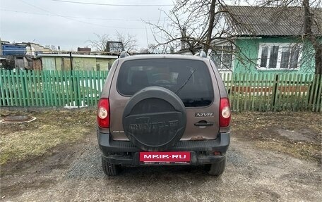 Chevrolet Niva I рестайлинг, 2018 год, 400 000 рублей, 5 фотография