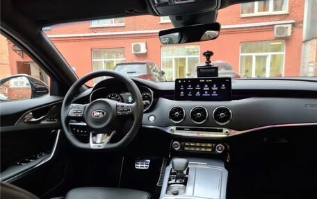 KIA Stinger I, 2021 год, 4 500 000 рублей, 3 фотография