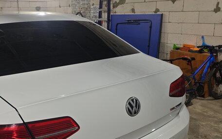 Volkswagen Passat B8 рестайлинг, 2015 год, 1 650 000 рублей, 3 фотография