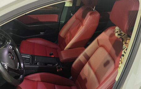 Volkswagen Passat B8 рестайлинг, 2015 год, 1 650 000 рублей, 6 фотография