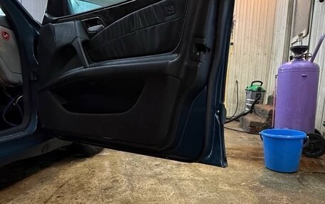 Mercedes-Benz E-Класс, 1995 год, 270 000 рублей, 17 фотография