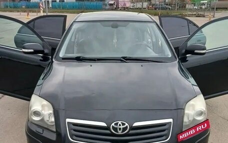 Toyota Avensis III рестайлинг, 2008 год, 690 000 рублей, 4 фотография