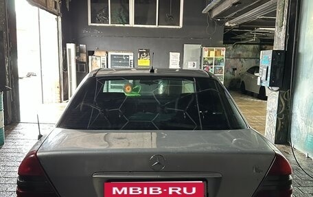 Mercedes-Benz C-Класс, 1995 год, 160 000 рублей, 3 фотография