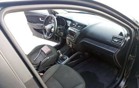 KIA Rio III рестайлинг, 2013 год, 550 000 рублей, 11 фотография