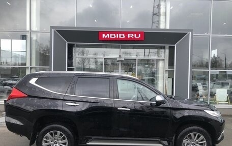 Mitsubishi Pajero Sport III рестайлинг, 2018 год, 2 750 000 рублей, 4 фотография