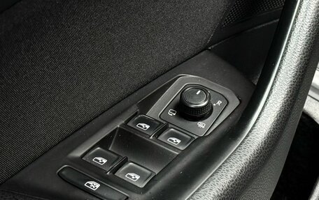 Volkswagen Passat B8 рестайлинг, 2018 год, 1 949 000 рублей, 25 фотография