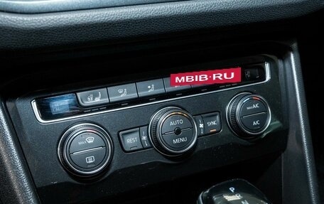 Volkswagen Tiguan II, 2017 год, 2 677 000 рублей, 11 фотография