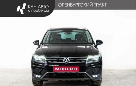 Volkswagen Tiguan II, 2017 год, 2 677 000 рублей, 2 фотография
