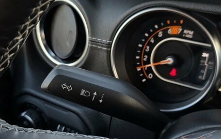 Jeep Wrangler, 2021 год, 5 692 000 рублей, 15 фотография