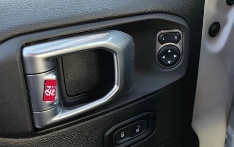 Jeep Wrangler, 2021 год, 5 692 000 рублей, 19 фотография