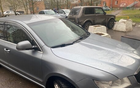 Skoda Superb III рестайлинг, 2009 год, 600 000 рублей, 3 фотография