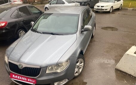 Skoda Superb III рестайлинг, 2009 год, 600 000 рублей, 9 фотография
