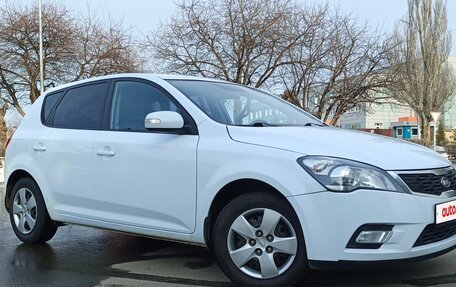 KIA cee'd I рестайлинг, 2011 год, 610 000 рублей, 3 фотография