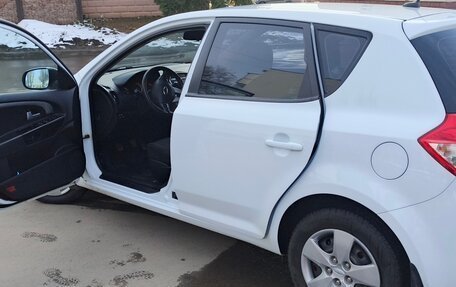 KIA cee'd I рестайлинг, 2011 год, 610 000 рублей, 10 фотография