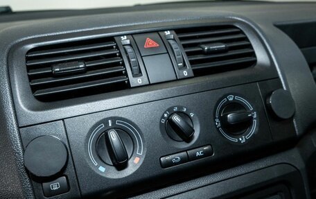 Skoda Fabia II, 2013 год, 566 000 рублей, 10 фотография