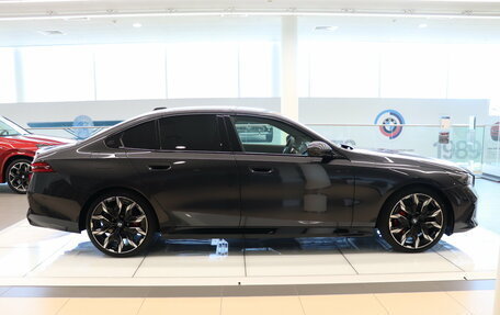 BMW 5 серия, 2025 год, 14 190 000 рублей, 6 фотография