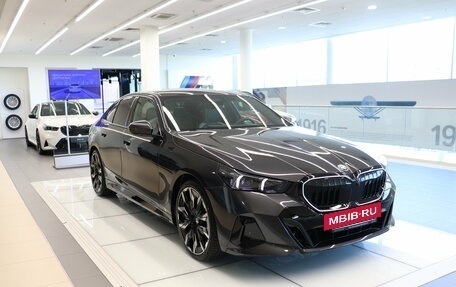 BMW 5 серия, 2025 год, 14 190 000 рублей, 2 фотография