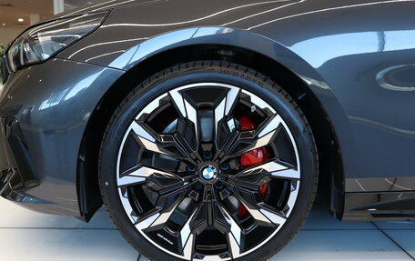 BMW 5 серия, 2025 год, 14 190 000 рублей, 10 фотография