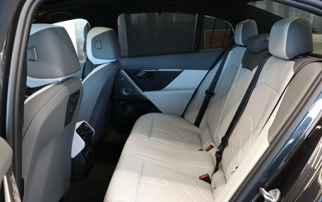 BMW 5 серия, 2025 год, 14 190 000 рублей, 19 фотография