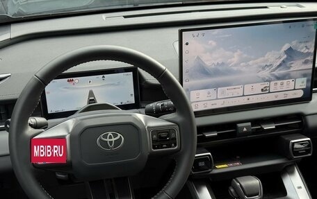 Toyota RAV4, 2026 год, 4 500 000 рублей, 24 фотография