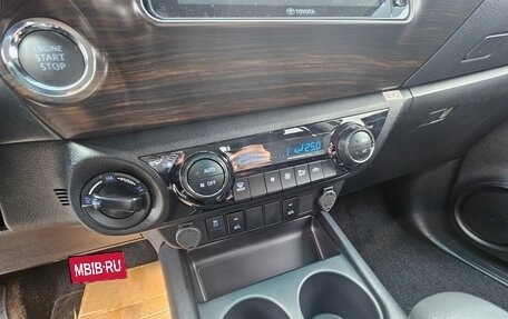 Toyota Hilux VIII, 2024 год, 7 500 000 рублей, 14 фотография