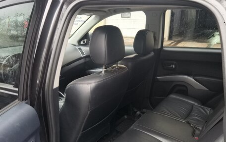 Mitsubishi Outlander III рестайлинг 3, 2008 год, 1 150 000 рублей, 14 фотография