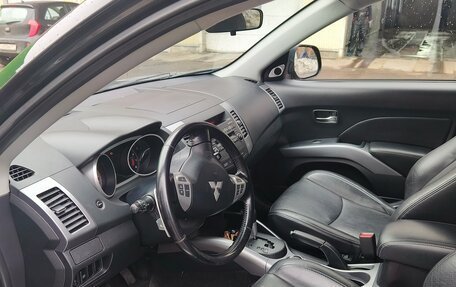 Mitsubishi Outlander III рестайлинг 3, 2008 год, 1 150 000 рублей, 12 фотография