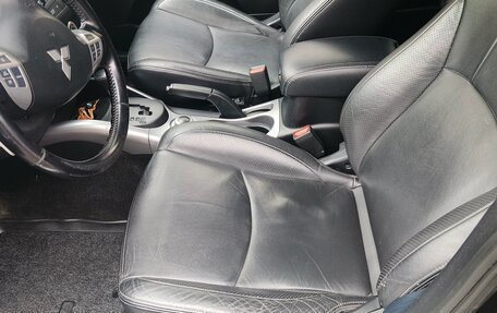 Mitsubishi Outlander III рестайлинг 3, 2008 год, 1 150 000 рублей, 15 фотография