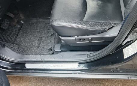 Mitsubishi Outlander III рестайлинг 3, 2008 год, 1 150 000 рублей, 20 фотография