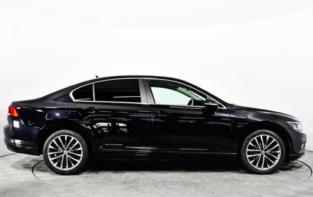 Volkswagen Passat B8 рестайлинг, 2020 год, 2 749 700 рублей, 4 фотография