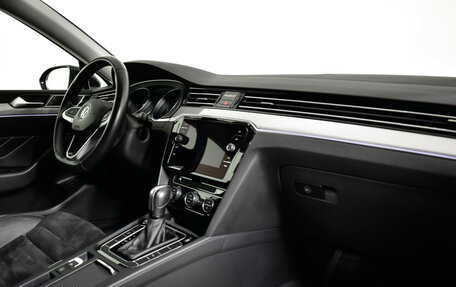 Volkswagen Passat B8 рестайлинг, 2020 год, 2 749 700 рублей, 9 фотография