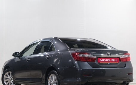 Toyota Camry, 2014 год, 1 699 000 рублей, 5 фотография