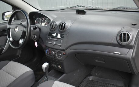 Chevrolet Aveo III, 2010 год, 569 999 рублей, 17 фотография