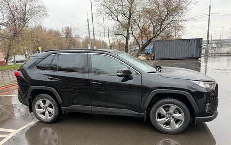 Toyota RAV4, 2021 год, 3 500 000 рублей, 1 фотография